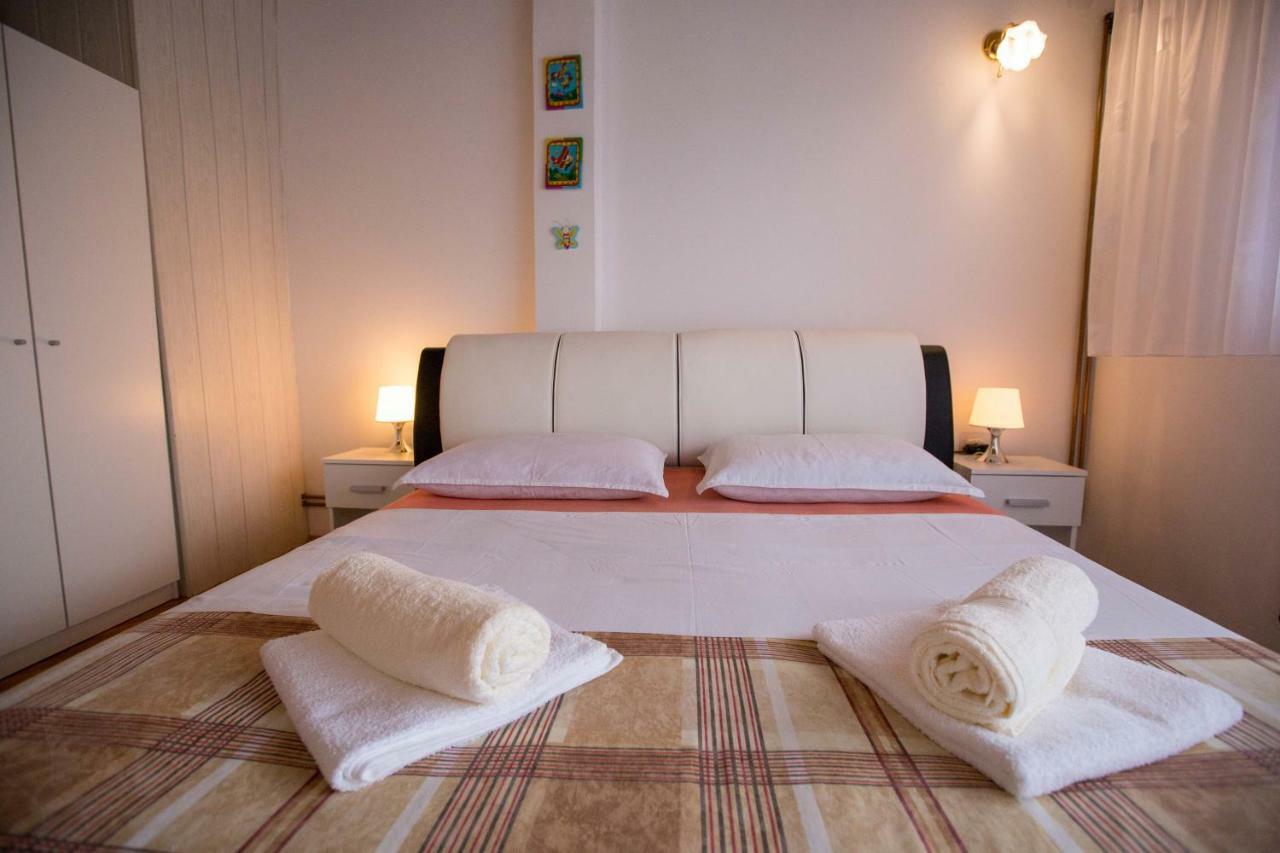 Apartman Ruzica Ogulin Buitenkant foto